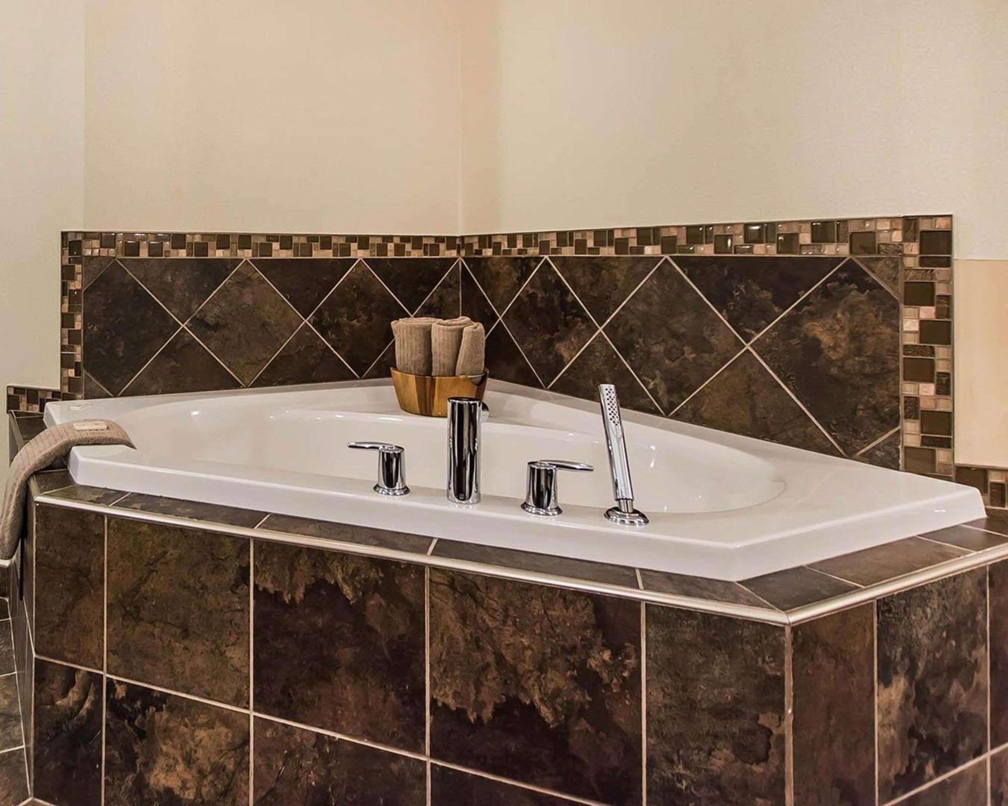 Quality Inn Moncton Exteriör bild