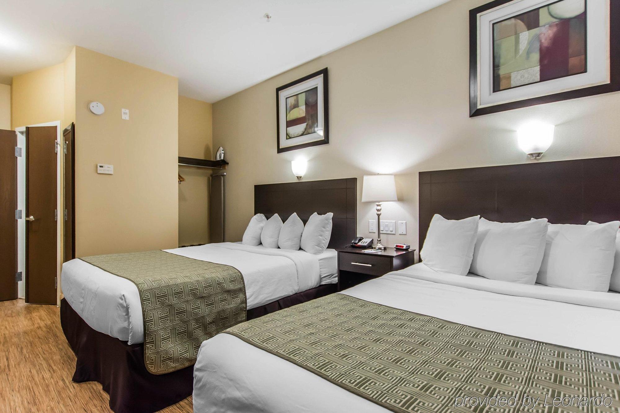 Quality Inn Moncton Exteriör bild