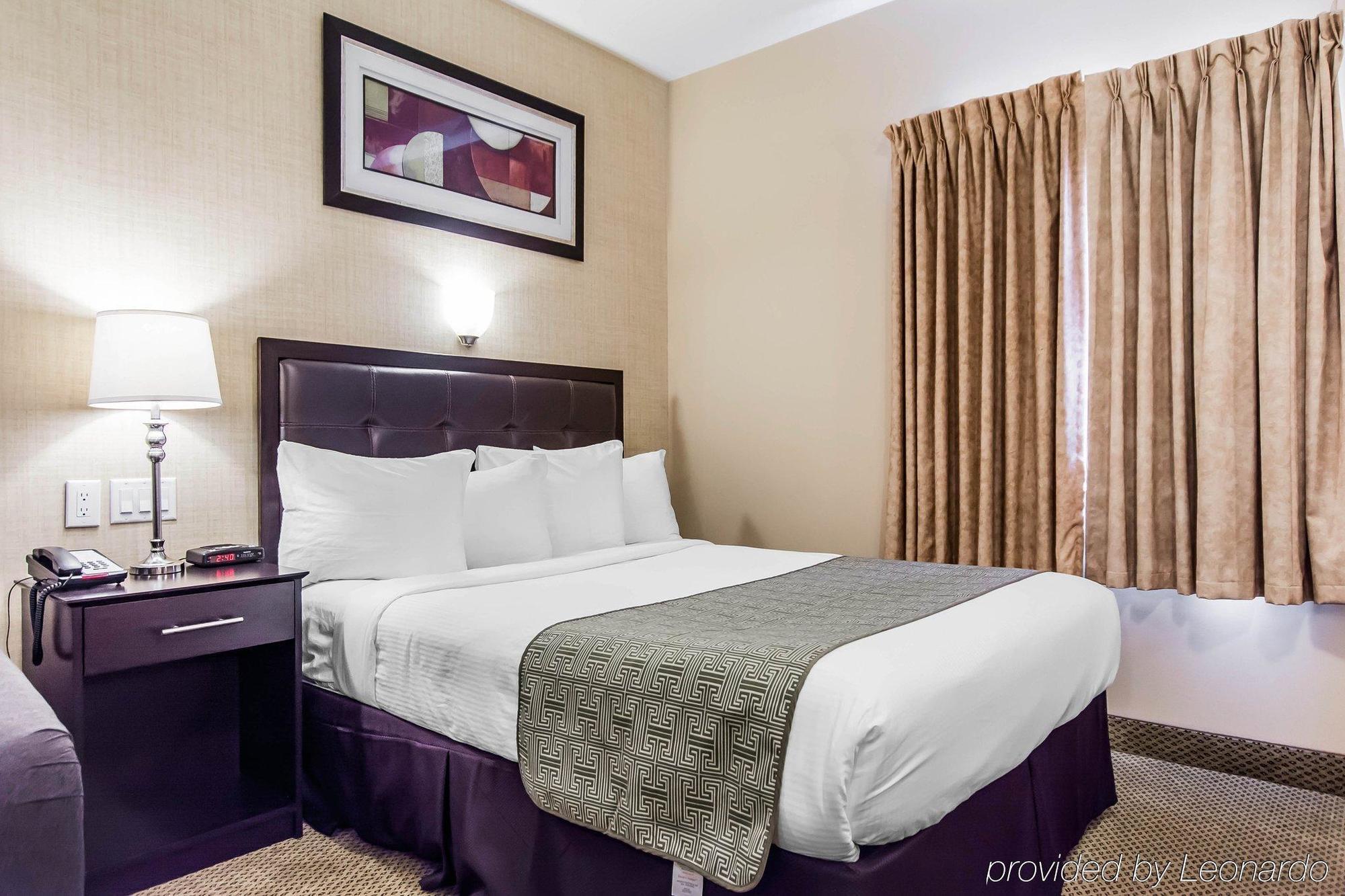 Quality Inn Moncton Exteriör bild