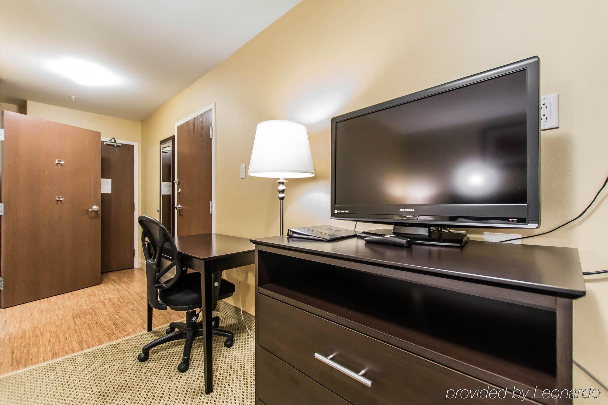 Quality Inn Moncton Exteriör bild