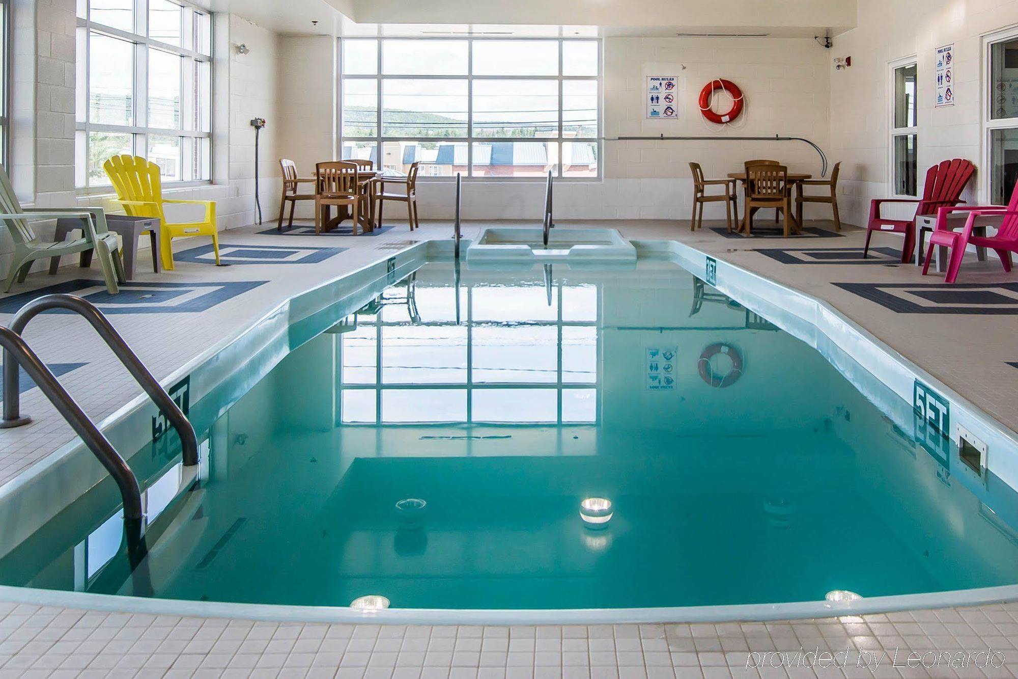Quality Inn Moncton Exteriör bild